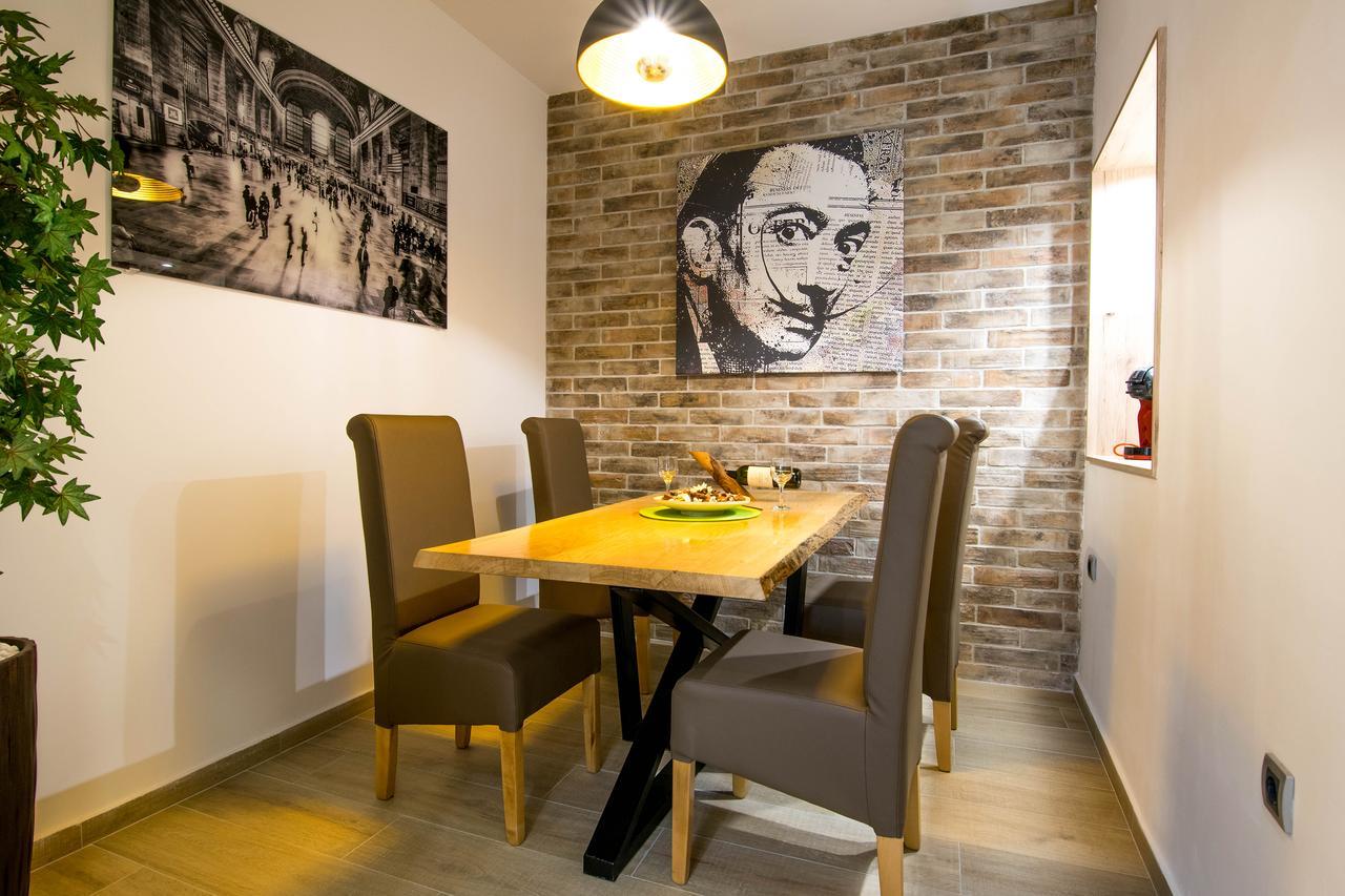 Cosmopolitan Apartment Belgrád Kültér fotó